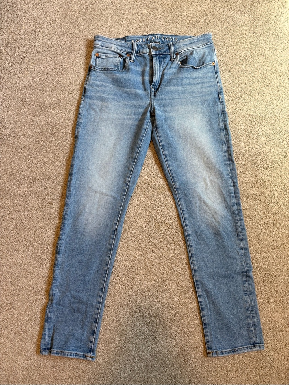 American Eagle Outfitters Light Wash Women’s Jeans